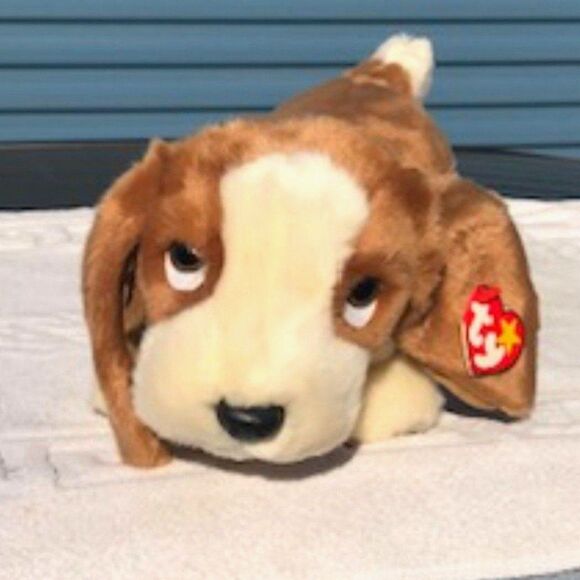 Tracker the Basset Hound Dog - Ty Beanie Buddy - 1997 Retired Plush Toy